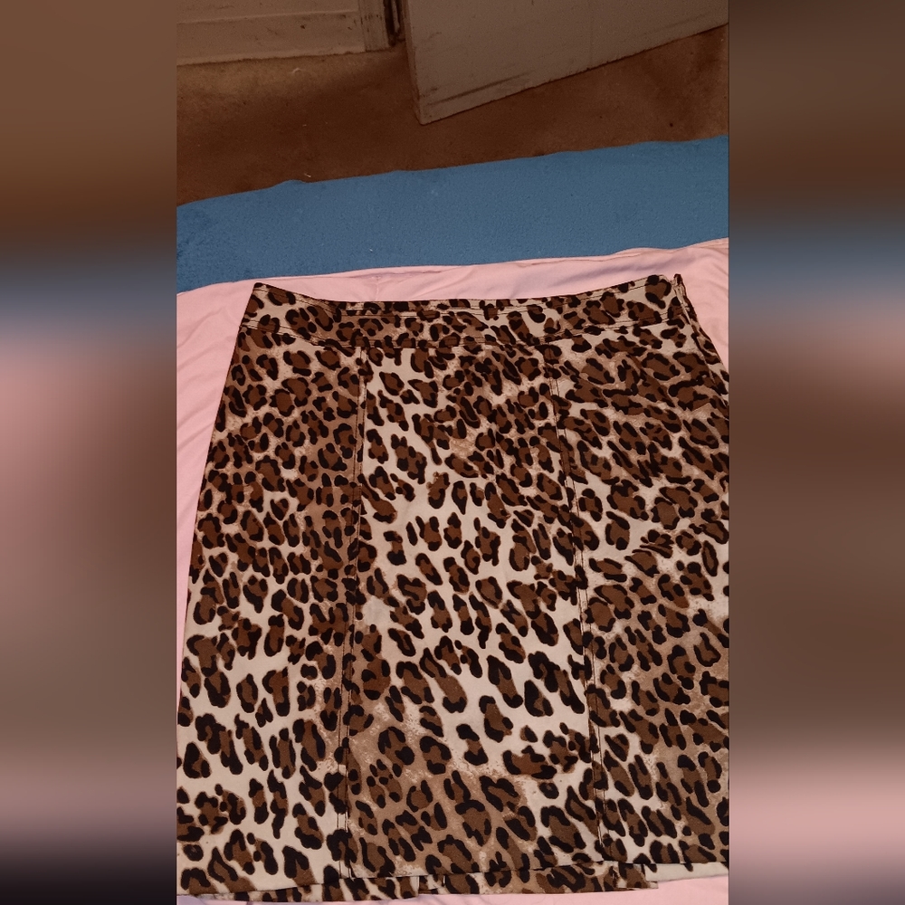 Cache Leopard Print Pencil Skirt